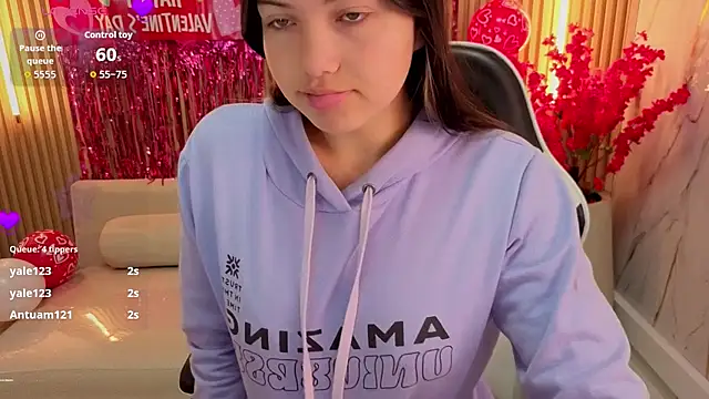 Snapshot of venus_velvet_tp chatting on 02-19-26, 12:35 venus velvet tp online show from 02-19-26, 12:35