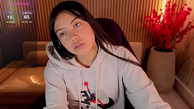 Snapshot of venus_velvet_tp chatting on 02-09-26, 01:31 venus velvet tp online show from 02-09-26, 01:31