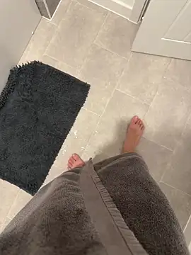 cumtoomuch25 online show from 11-13-25, 04:44