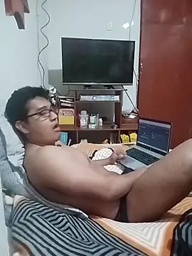 Zack1225 online show from 12-20-25, 05:38