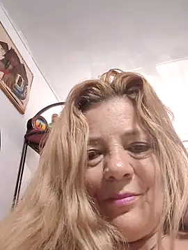 karlaanqui1 online show from 02-18-26, 12:45