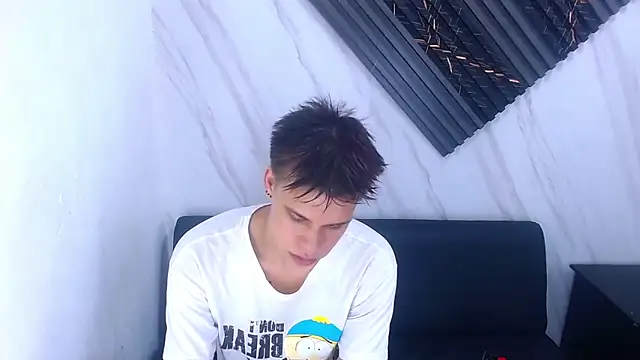 Liam York  online show from 03-05-26, 08:49