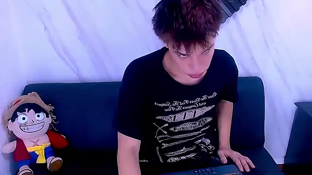 Liam York  online show from 04-05-26, 11:00