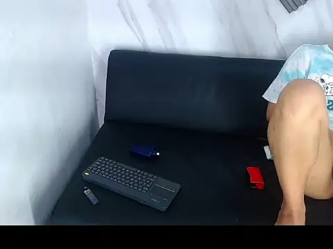 Liam York  online show from 02-06-26, 12:23