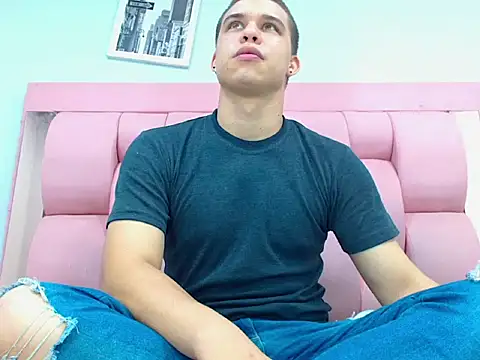 Liam York  online show from 11-17-25, 01:26