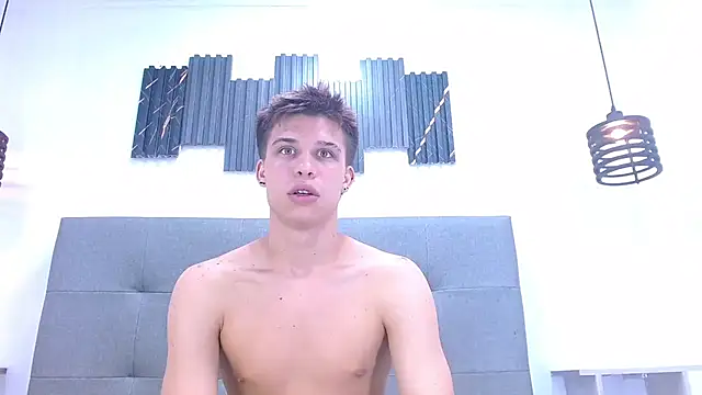 Liam York  online show from 03-07-26, 01:45