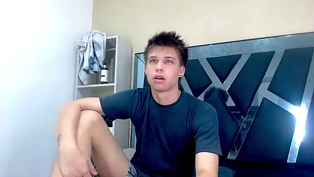 Liam York  online show from 03-22-26, 05:10