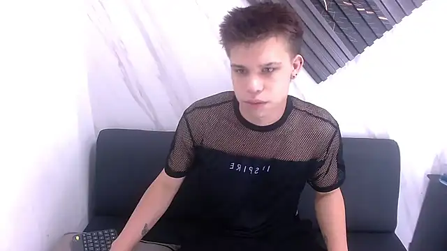 Liam York  online show from 03-03-26, 02:13