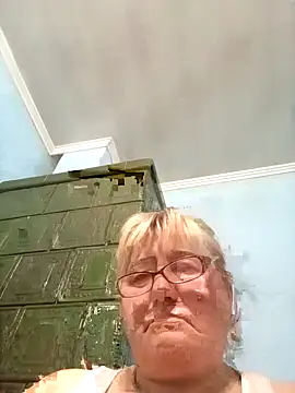 MilaTamila456 online show from 11-12-25, 10:02