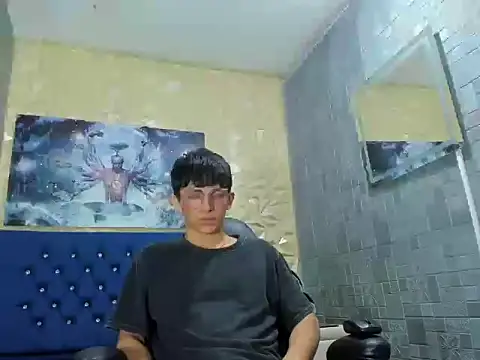 ElanGiraldo online show from 03-06-26, 01:00