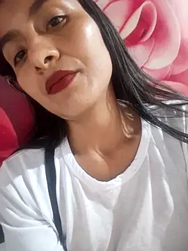 Uvit online show from 12-15-25, 02:39