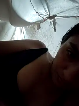 Uvit online show from 12-14-25, 04:08