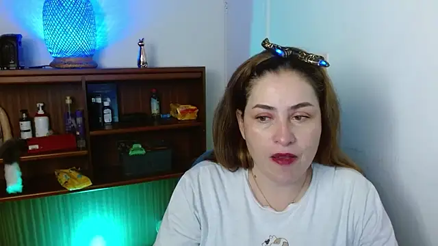 dayan hanks online show from 04-18-26, 02:03