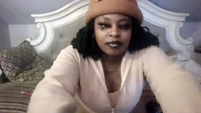 Dusaa  online show from 12-22-25, 12:33