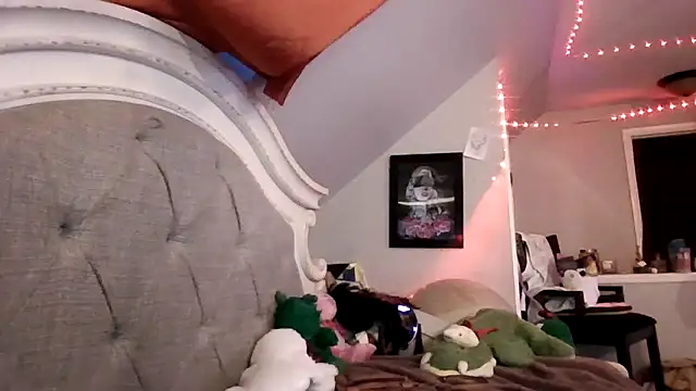 Dusaa  online show from 04-07-26, 12:01