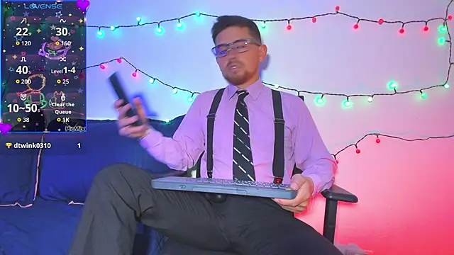 Snapshot of Prince1_dark chatting on 12-19-25, 04:27 Prince1 dark online show from 12-19-25, 04:27