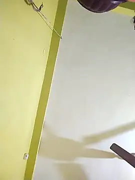 hootmom online show from 11-09-25, 06:17