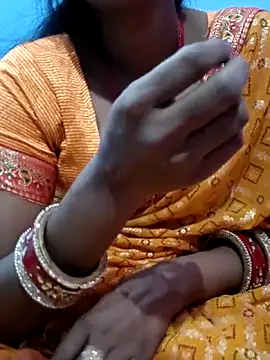 Nisha Hindi online show from 11-17-25, 03:16