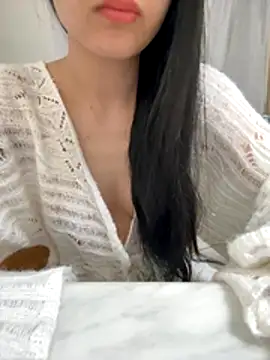 Snapshot of HeraShow chatting on 11-13-25, 06:01 HeraShow online show from 11-13-25, 06:01