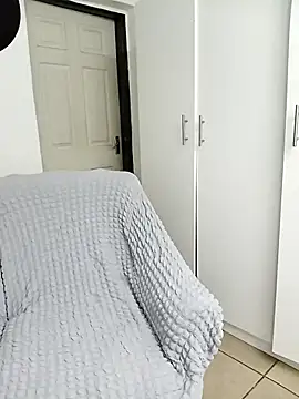 HipsDontLieX95 online show from 11-14-25, 11:19