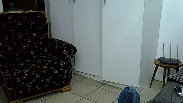 HipsDontLieX95 online show from 01-13-26, 09:19