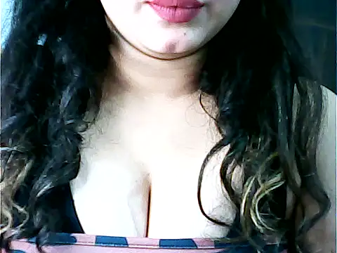 shreya saxena 01 online show from 11-26-25, 06:57