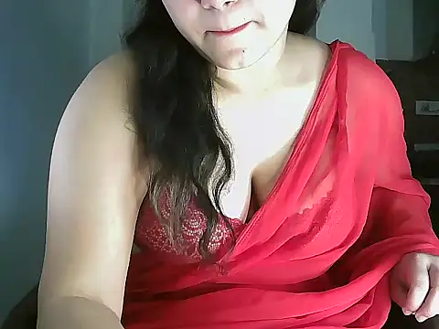 Snapshot of shreya_saxena_01 chatting on 02-05-26, 06:09 shreya saxena 01 online show from 02-05-26, 06:09