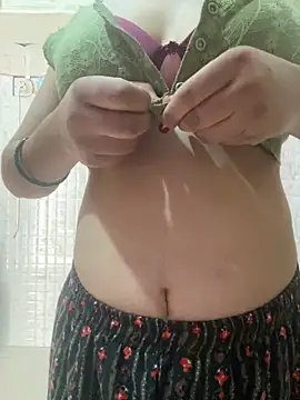 Red Queen 11 online show from 11-28-25, 08:36