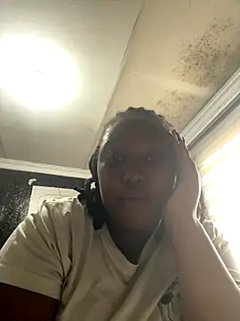 Snapshot of Your_dreadedhun chatting on 11-09-25, 01:48 Your dreadedhun online show from 11-09-25, 01:48