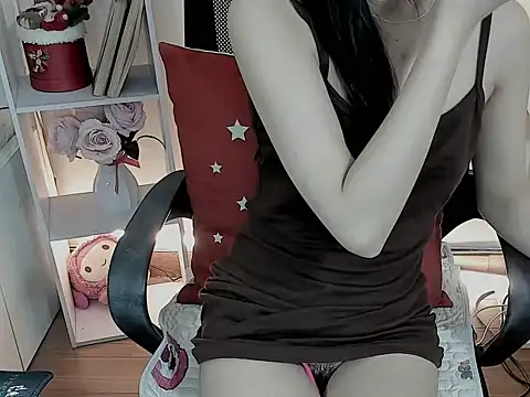 Lee-Young66 online show from 02-25-26, 03:51