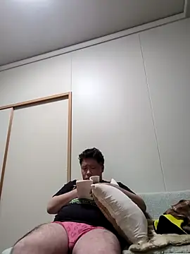 Snapshot of daisu1026 chatting on 11-09-25, 05:39 daisu1026 online show from 11-09-25, 05:39