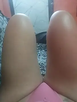 Snapshot of Tayanehot chatting on 11-28-25, 08:47 Tayanehot online show from 11-28-25, 08:47