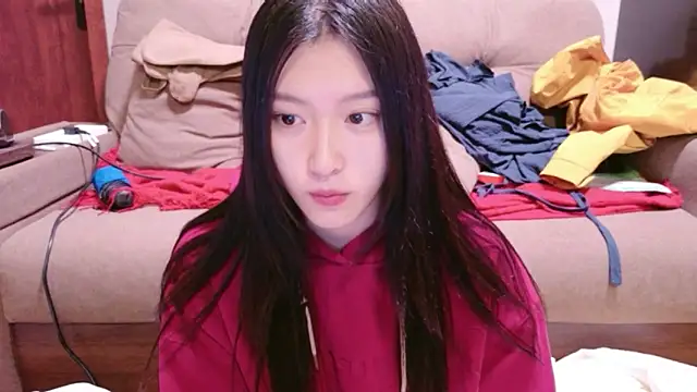 Snapshot of ZhaoZhaoDaWang chatting on 11-12-25, 11:47 ZhaoZhaoDaWang online show from 11-12-25, 11:47