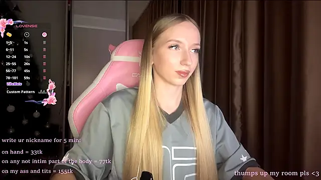 LaceDream online show from 01-14-26, 04:32