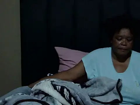 bigsexymama2 online show from 12-23-25, 01:38