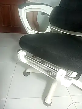 Em-mupmup online show from 02-26-26, 09:09