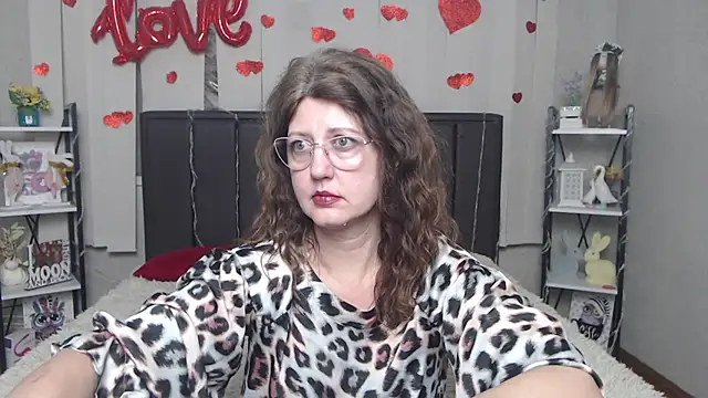 RoseHille online show from 04-16-26, 05:14