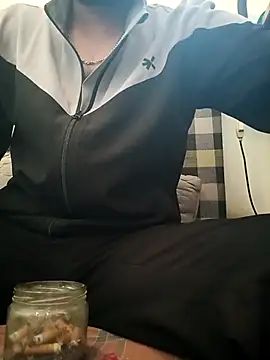 MrToxxic online show from 11-13-25, 09:24