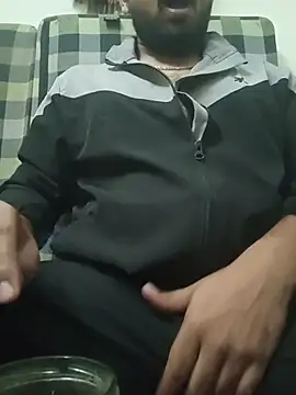 MrToxxic online show from 11-23-25, 05:12