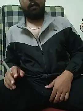 MrToxxic online show from 11-28-25, 02:39