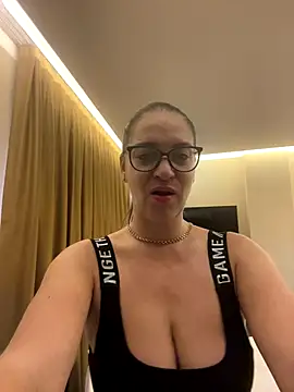 Milana8263 online show from 12-21-25, 07:32