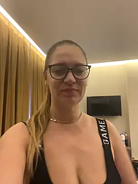 Milana8263 online show from 12-23-25, 09:19