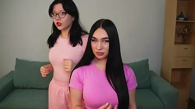 MonnieDeman online show from 11-10-25, 05:18