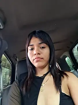 Snapshot of Skinny_Wet chatting on 11-11-25, 08:14 Skinny Wet online show from 11-11-25, 08:14