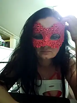 Snapshot of Always_foryou chatting on 11-10-25, 02:38 Always foryou online show from 11-10-25, 02:38