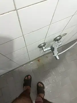 Snapshot of Alsa7erA chatting on 11-15-25, 10:30 Alsa7erA online show from 11-15-25, 10:30