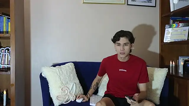 Derekswan online show from 12-14-25, 01:12