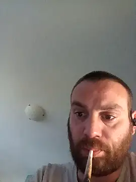 Alessiooo908 online show from 05-03-26, 06:29