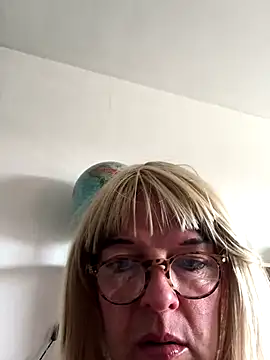 simone xdressing online show from 09-25-25, 01:17