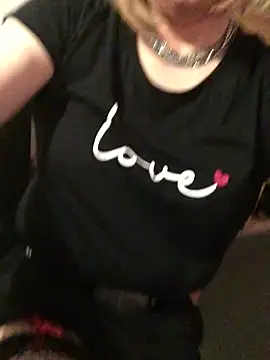 simone xdressing online show from 09-28-25, 11:23